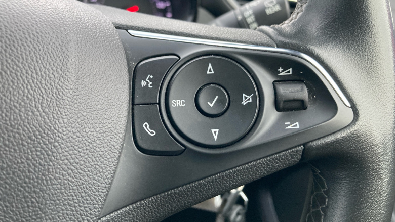 Vauxhall Crossland 1.2 Design 5dr Petrol Hatchback